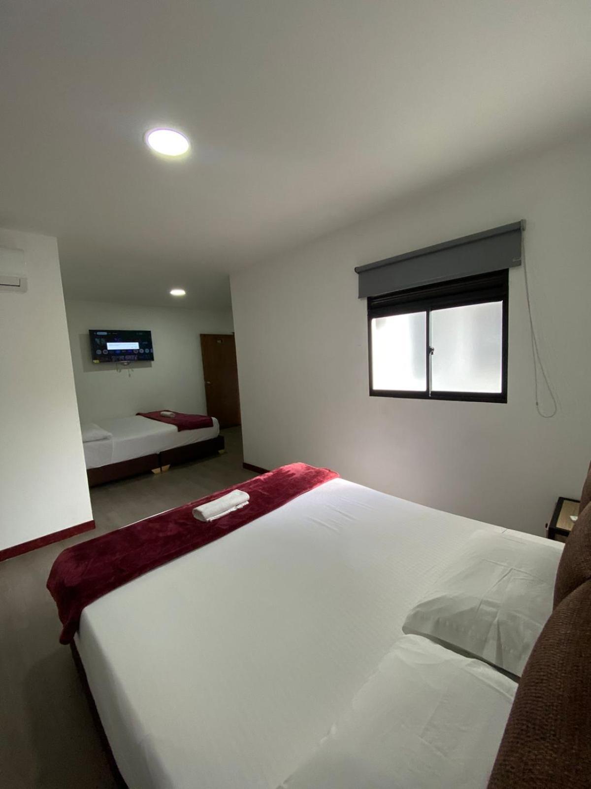 Hotel Gallery By 70 Медельин Экстерьер фото