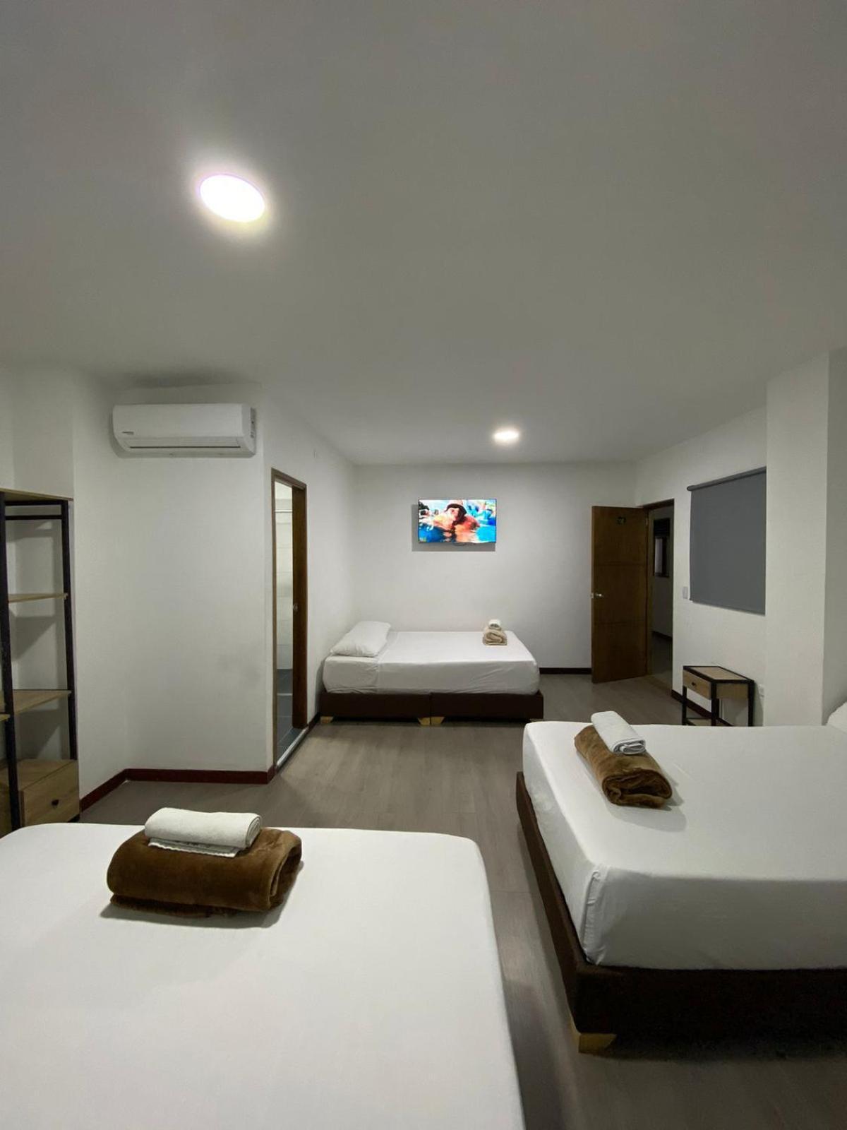 Hotel Gallery By 70 Медельин Экстерьер фото